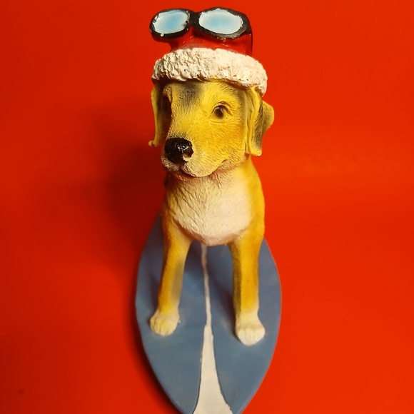 Old Time Pottery, Surfing golden  retriever dog figurine with Santa hat deliveri - Picture 3 of 6